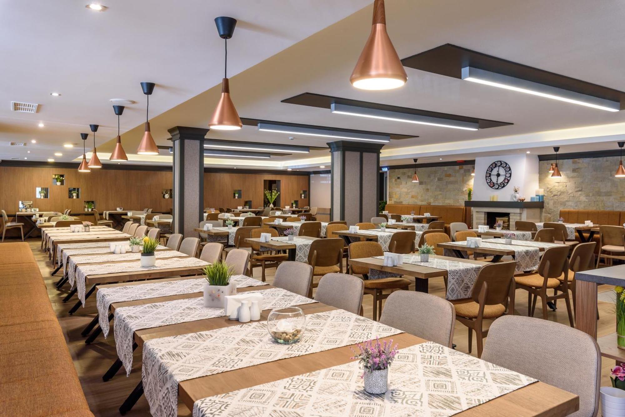 Lion Hotel Borovets Exterior foto