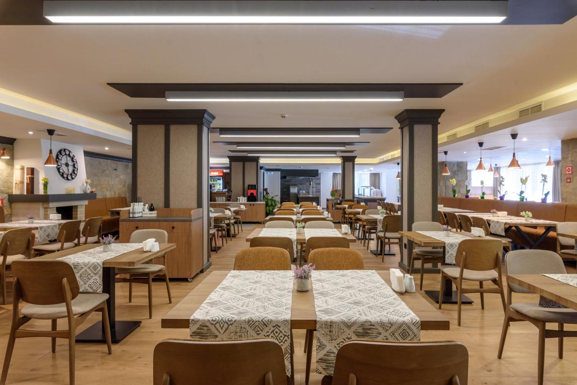 Lion Hotel Borovets Exterior foto